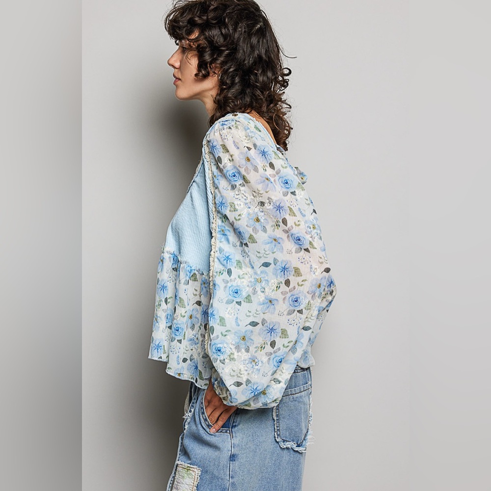 One Left!...POL Light Blue Floral Peasant Blouse - Picture 6 of 6